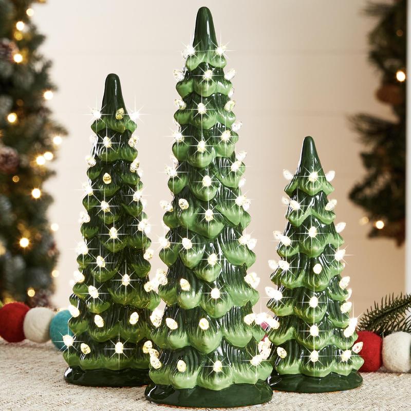 🎁🎄Retro Hand-Painted Tabletop Christmas Trees (⏰Limited Quantities Available)