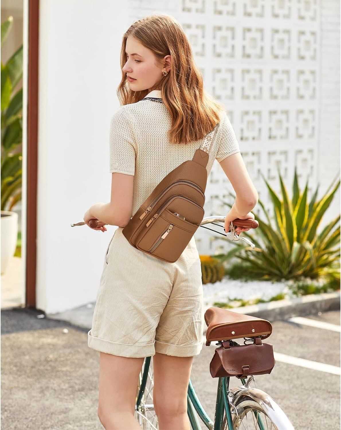 🏆️Anti-Theft Embroidery Solid Color Crossbody Bag for Daily Travel