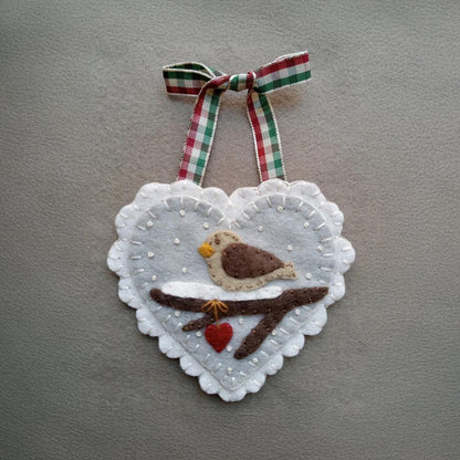 Pre-Cut Wool Blend Felt Holiday Hearts Ornament Kit